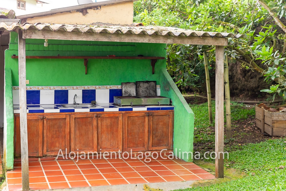 cocina externa, Casa campestre 0009 en el Lago Calima